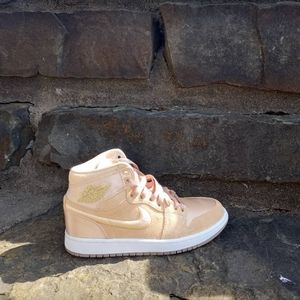 Jordan 1 "Season of Her" Ice Peach